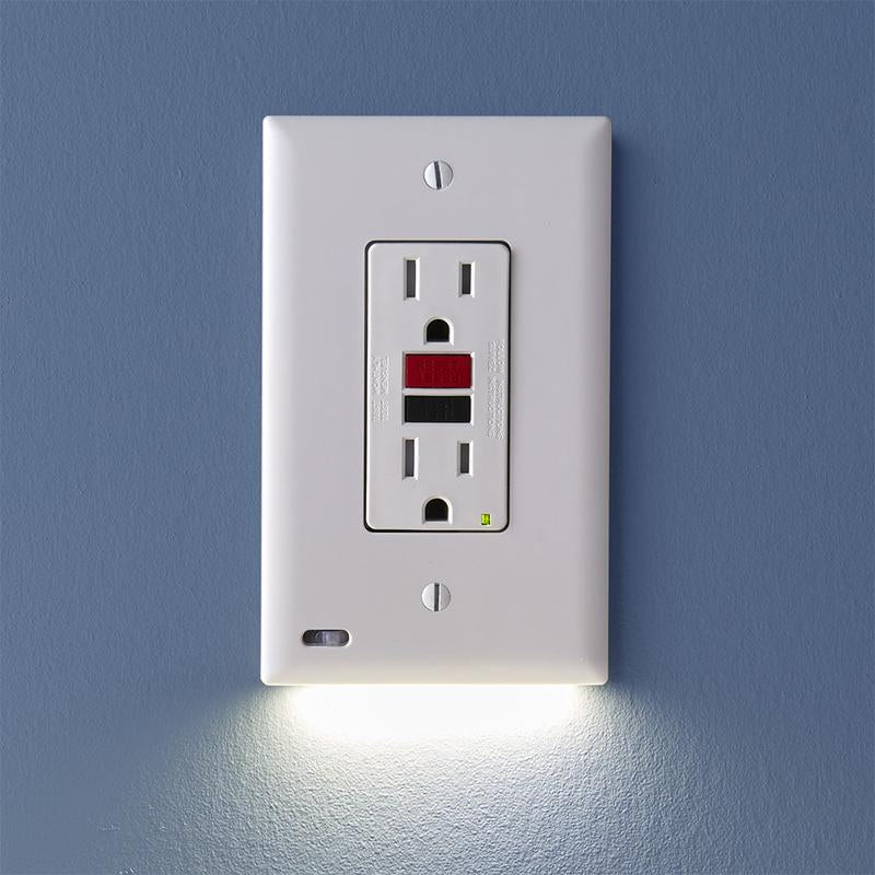 Illuminate Your Space: GuideLight Plus Automatic On/Off Pathway and Accent Lighting Outlet Cover